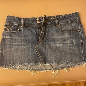 Size 4 Abercrombie and Fitch denim mini skirt